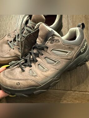 Oboz hiking shoes